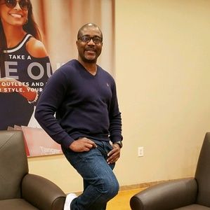 Meet your Posher, Femi